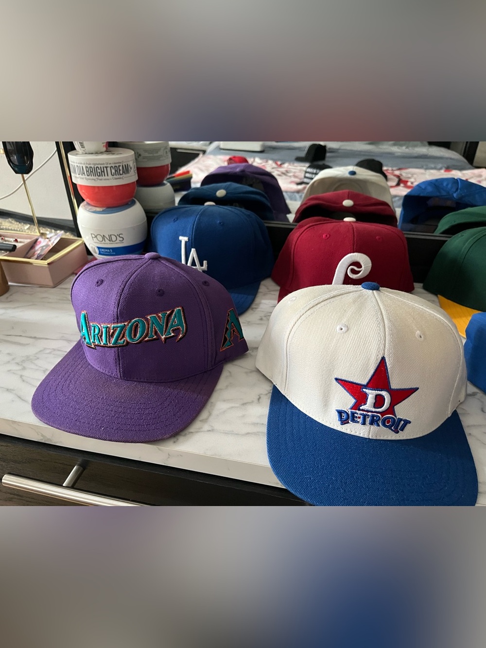 8 Snapbacks for sale !!!!
